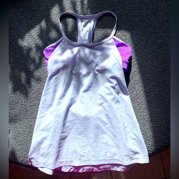 lululemon athletica Tops - •Donated to Fire Evacuees• Super cute lululemon tank Sz 2